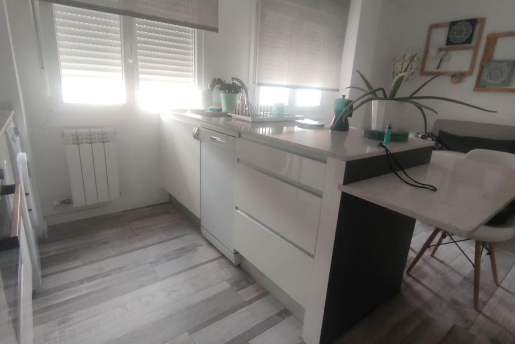Apartamento Turquesa Zaragoza Exterior photo